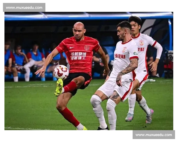 中超 28 轮疯狂夜:前四连环车祸,争冠 3 队仅差 2 分 中超 28 轮疯狂夜:前四连环车祸,争冠 3 队仅差 2 分