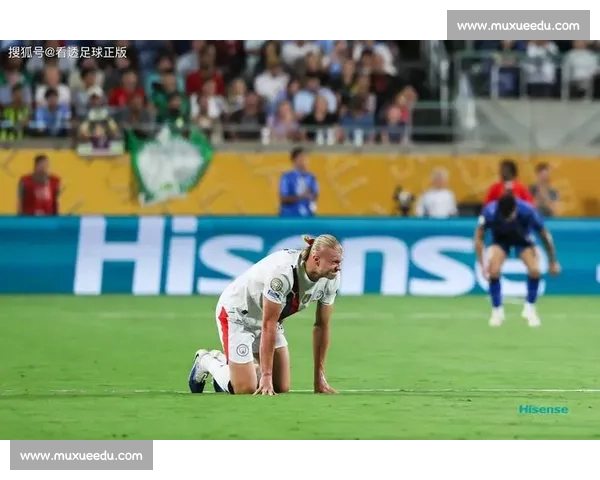 双门将同问 “何时进球”?这记绝杀藏着足球最野的惊喜 双门将同问 “何时进球”?这记绝杀藏着足球最野的惊喜