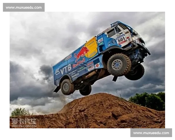 布拉迪对决利恩比关键之战解析球队走势与胜负悬念全面前瞻看点